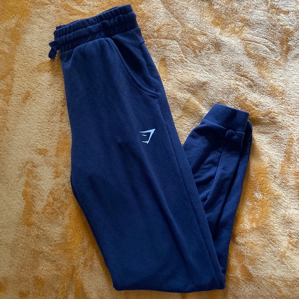 Gym shark black joggers